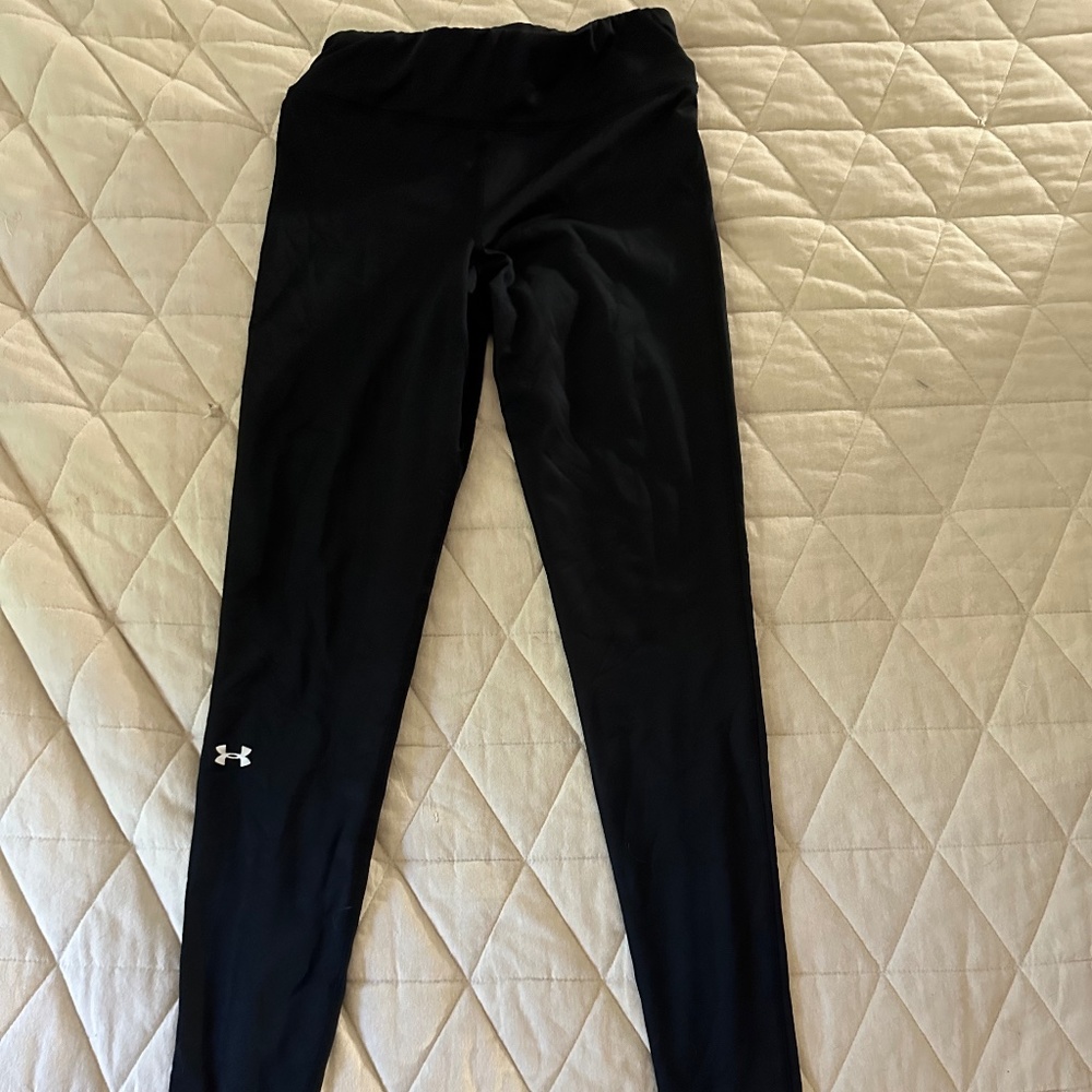 Under Armor Women Black 7/8 Medium Leggings